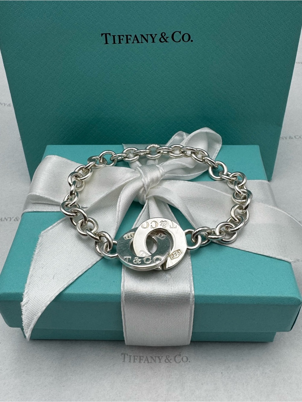 Tiffany & Co 1837 Interlocking Circle Toggle Bracelet Sterling Silver 925 7.75”